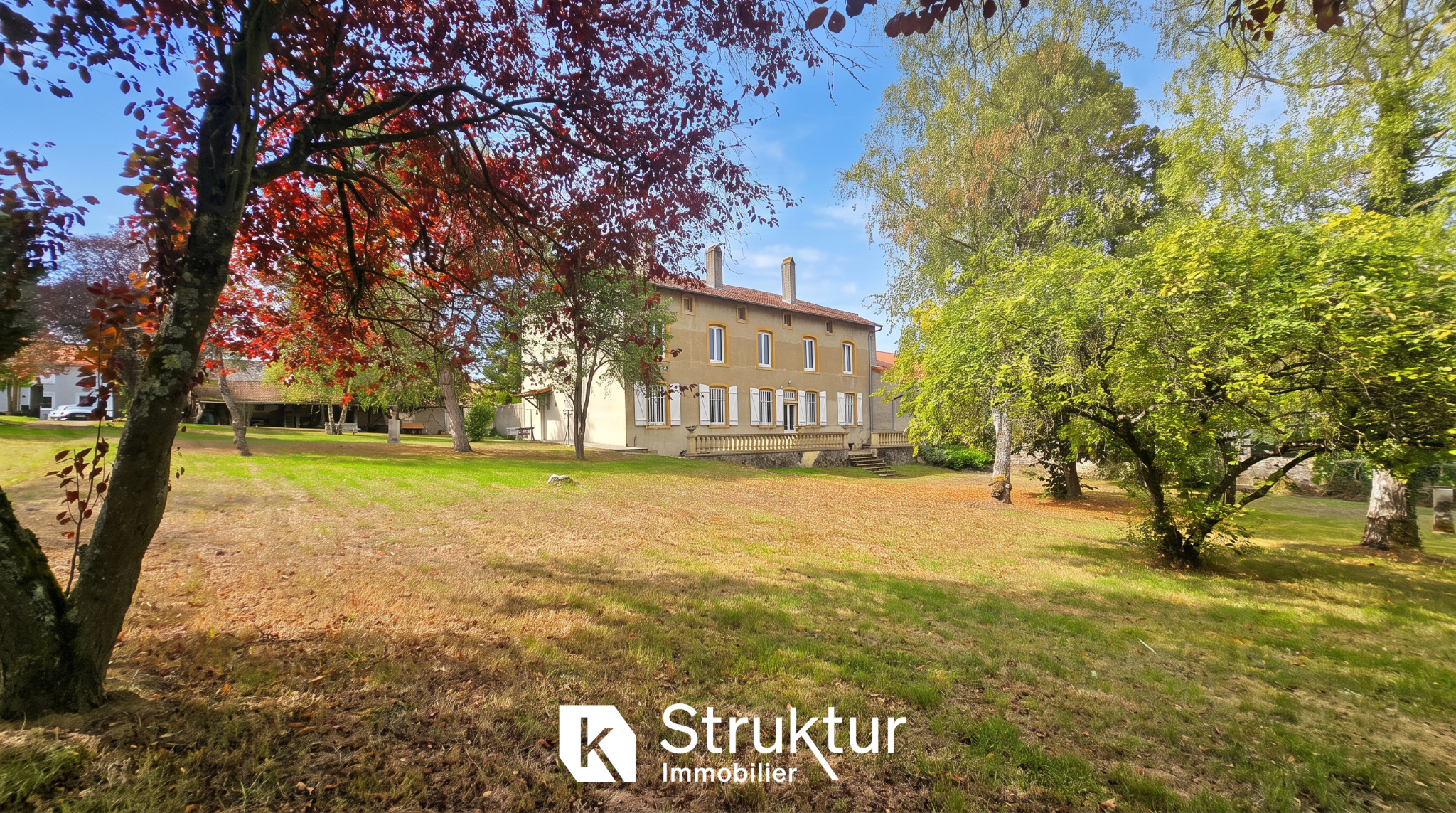 Maison à vendre à Aboncourt, 320 m², 12 pièces – photo 1 sur 20